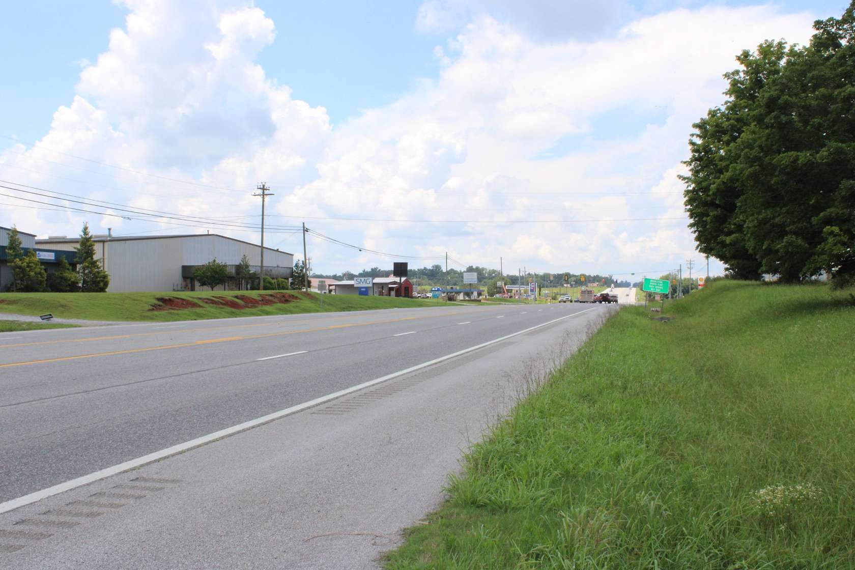 15 Acres of Mixed-Use Land for Sale in Morrison, Tennessee