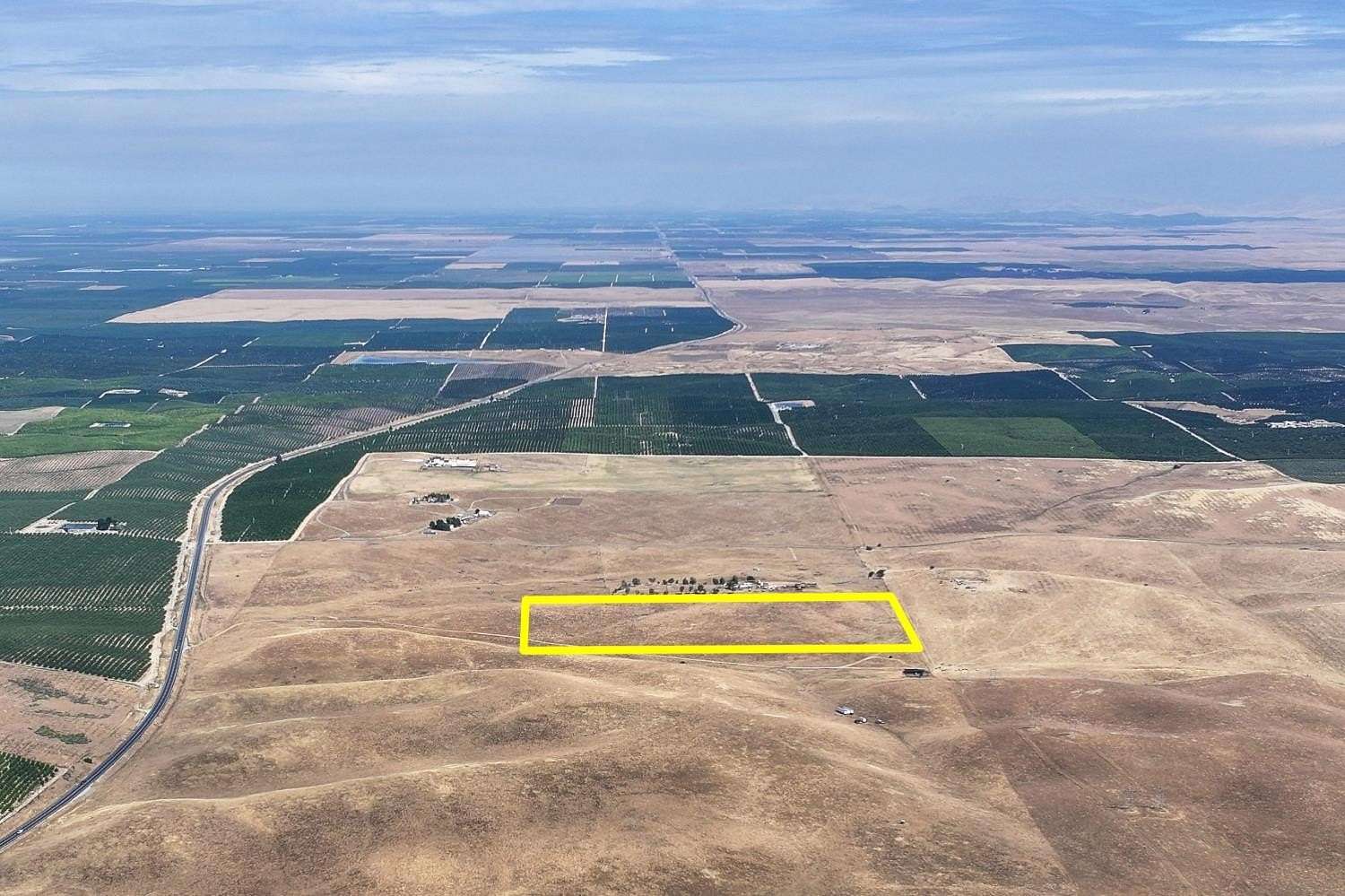 30 Acres of Agricultural Land for Sale in Delano, California
