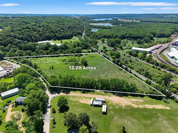 13.4 Acres of Commercial Land for Sale in East Dubuque, Illinois