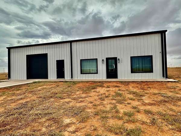 1.5 Acres of Land with Home for Sale in Seminole, Texas