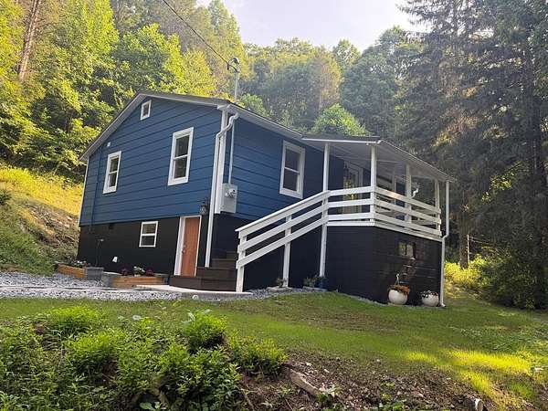 7 Acres of Land with Home for Sale in Pineville, West Virginia