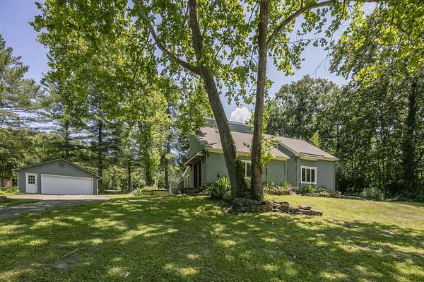 8.6 Acres of Land with Home for Sale in Nicholasville, Kentucky