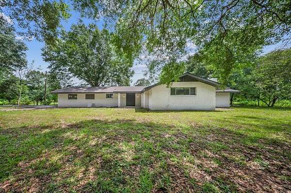 16 Acres of Land with Home for Sale in Jasper, Texas