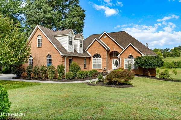 4.2 Acres of Land with Home for Sale in Maryville, Tennessee
