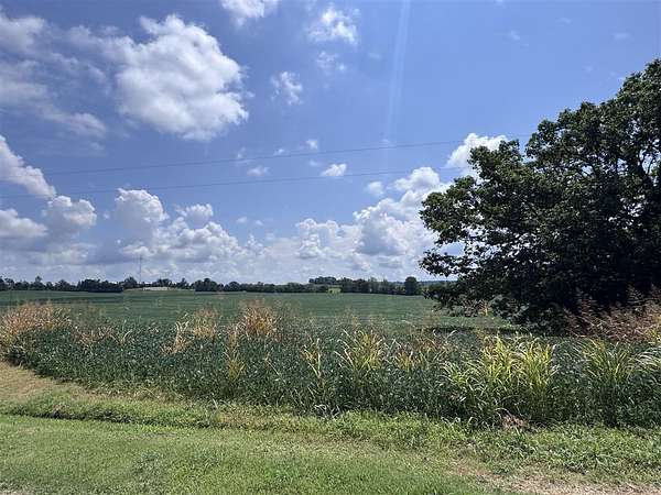 1 Acre of Land for Sale in Glasgow, Kentucky