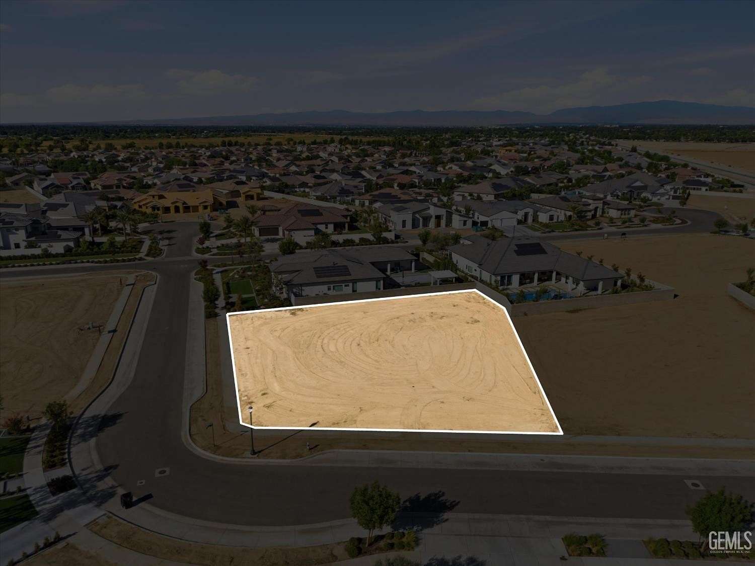 0.44 Acres of Residential Land for Sale in Bakersfield, California