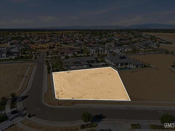 0.44 Acres of Residential Land for Sale in Bakersfield, California