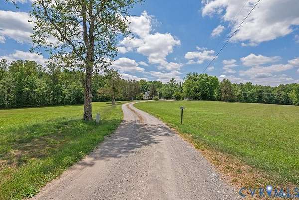 29.9 Acres of Land with Home for Lease in Glen Allen, Virginia
