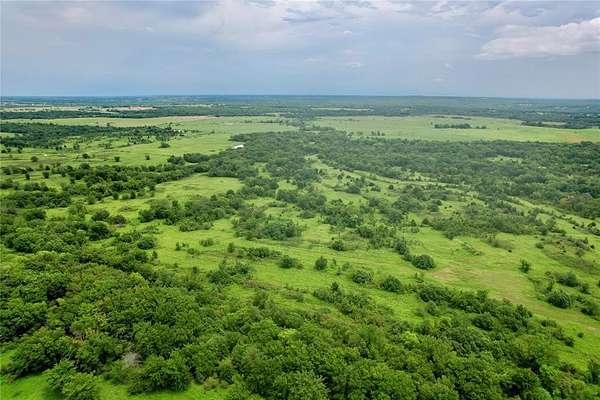 40 Acres of Agricultural Land for Sale in Morris, Oklahoma