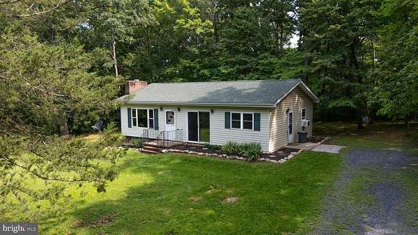 3 Acres of Land with Home for Sale in Mount Jackson, Virginia