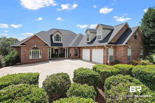 3.23 Acres of Land with Home for Sale in Monroeville, Alabama