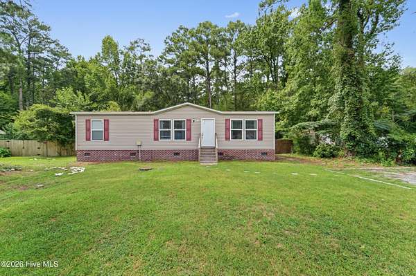 6.26 Acres of Land with Home for Sale in New Bern, North Carolina