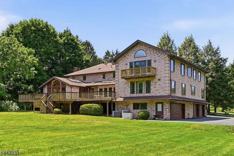 1.5 Acres of Land with Home for Sale in Fredon Township, New Jersey