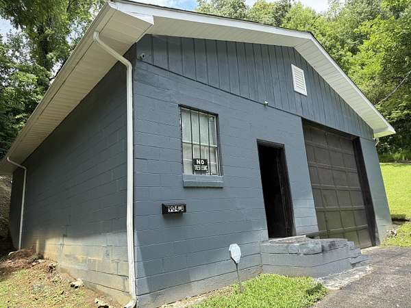 0.28 Acres of Land for Sale in Middlesboro, Kentucky