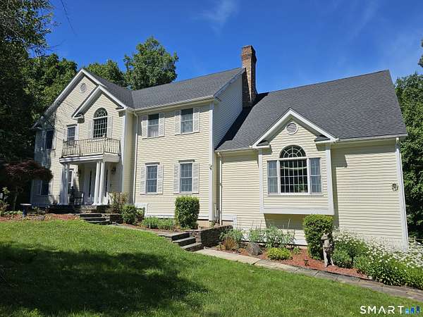 2.6 Acres of Land with Home for Sale in Woodbury, Connecticut