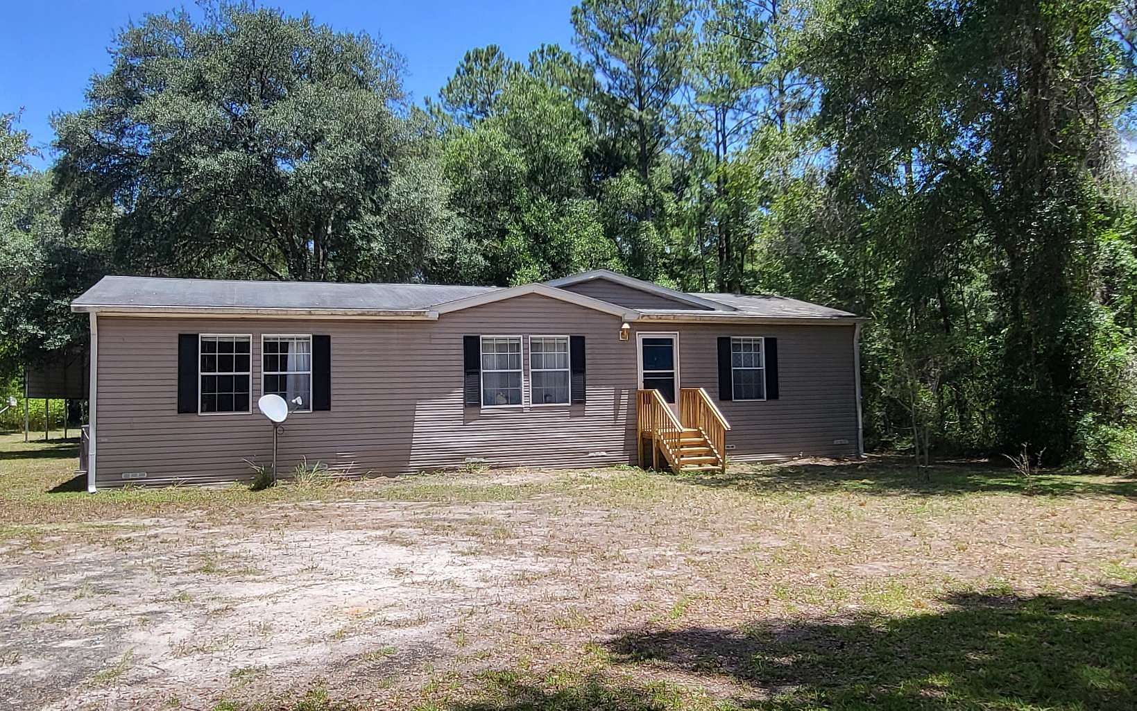 2.48 Acres of Land with Home for Sale in Old Town, Florida
