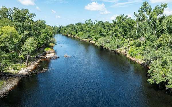0.96 Acres of Land for Sale in Jasper, Florida