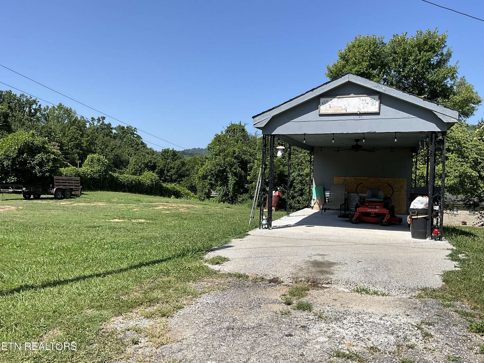 0.41 Acres of Residential Land for Sale in Harriman, Tennessee