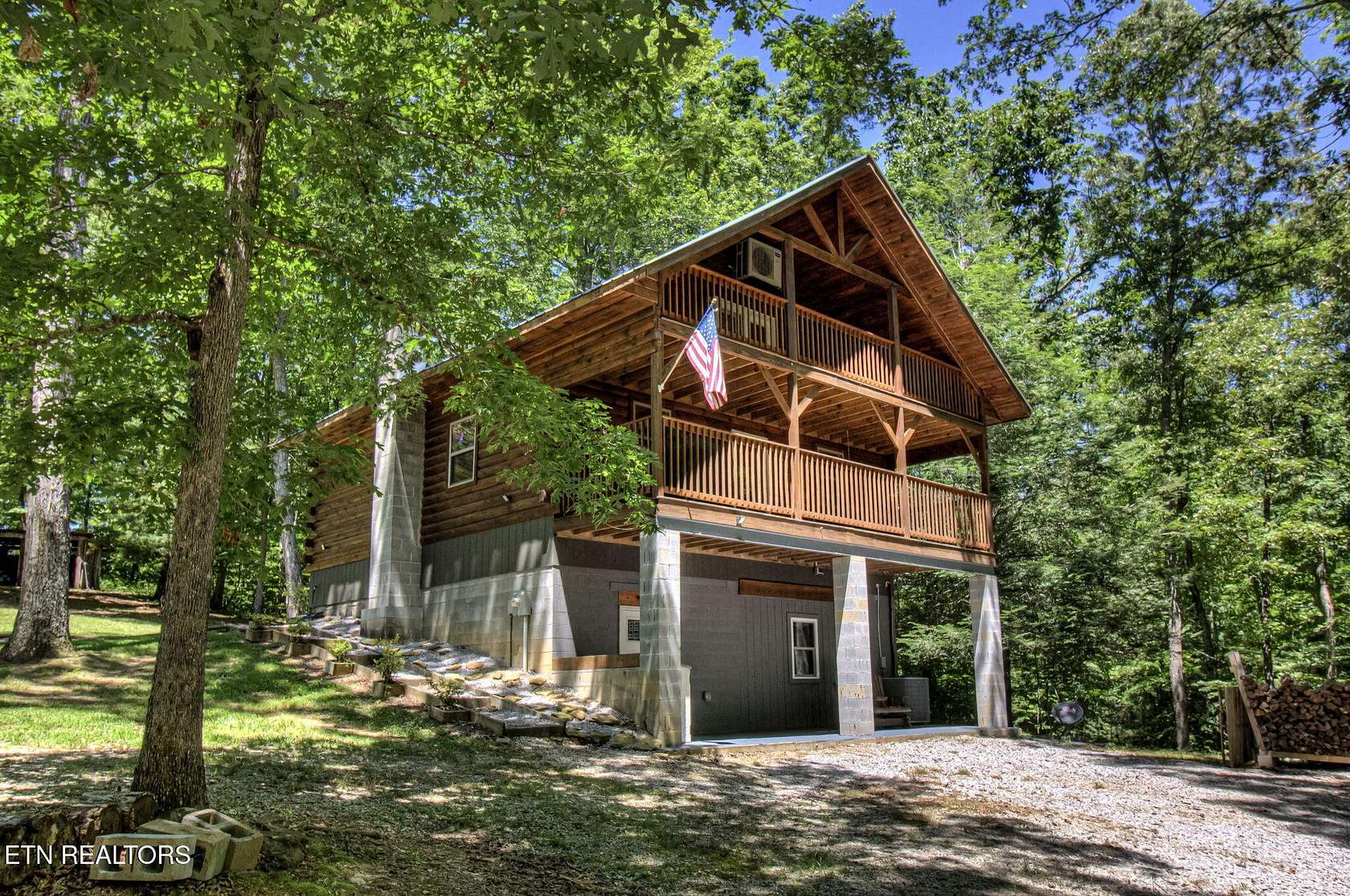 5.22 Acres of Land with Home for Sale in Rockwood, Tennessee