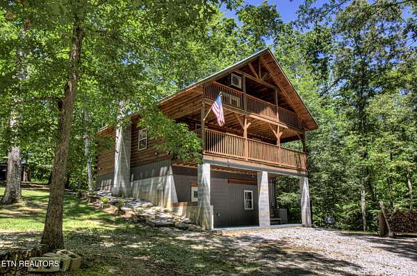 5.22 Acres of Land with Home for Sale in Rockwood, Tennessee