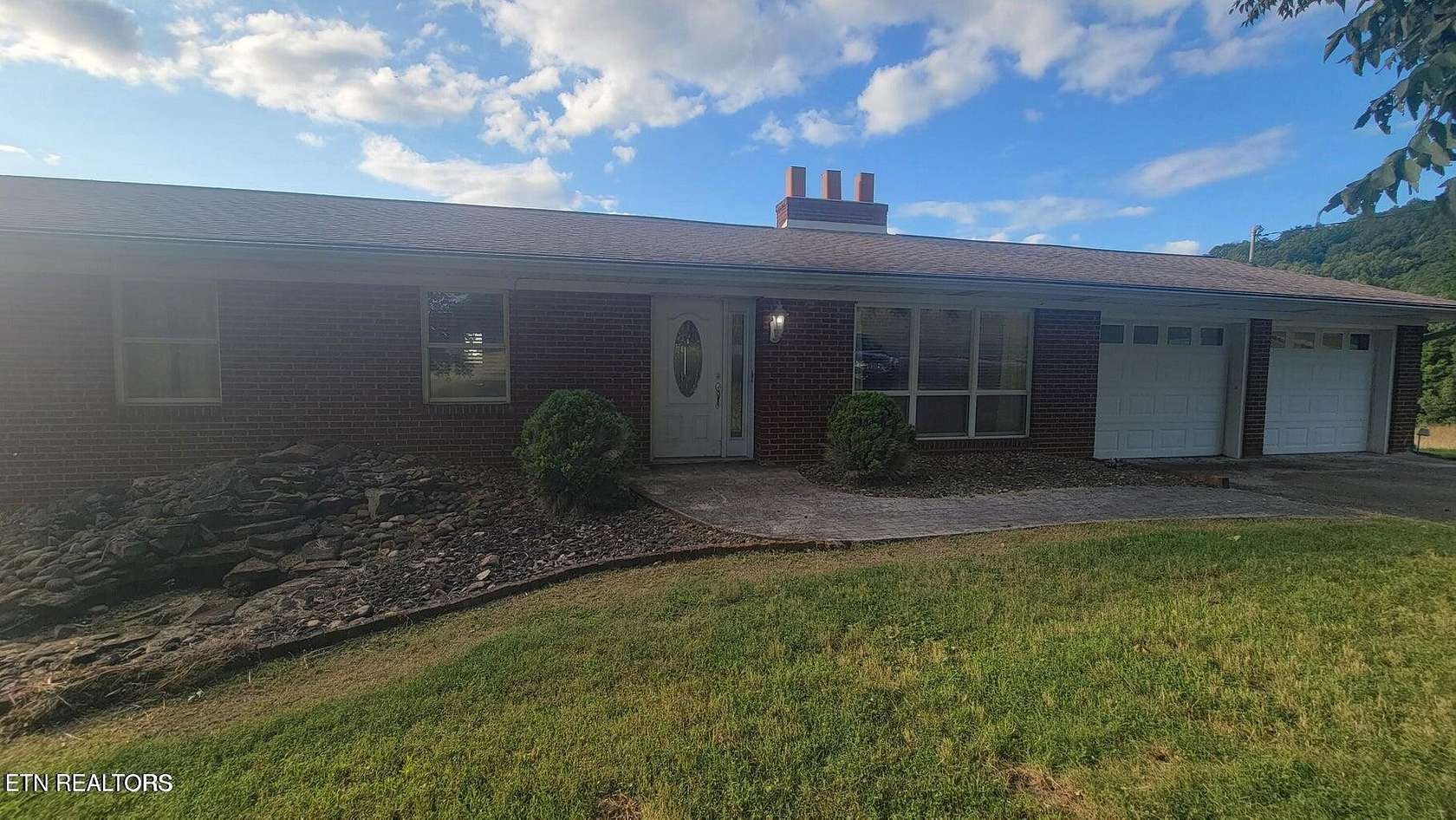96.3 Acres of Land with Home for Sale in Maynardville, Tennessee
