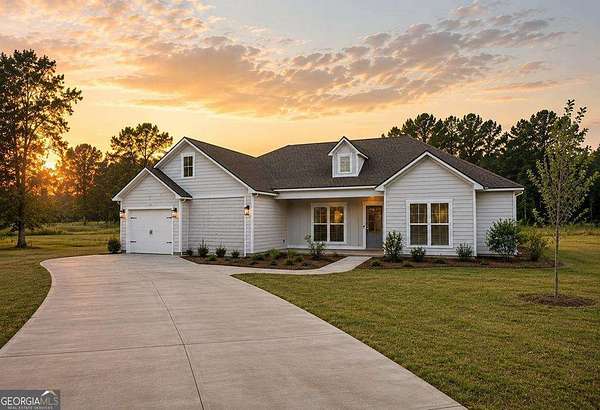 3 Acres of Land with Home for Sale in Tifton, Georgia