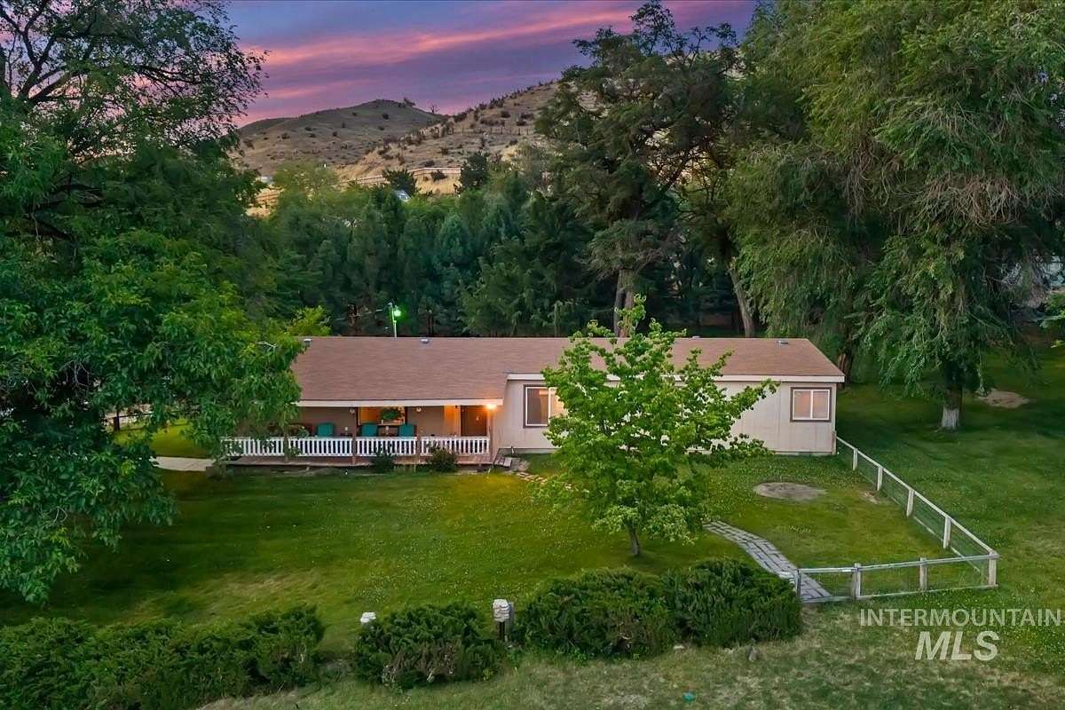 2.23 Acres of Land with Home for Sale in Boise, Idaho