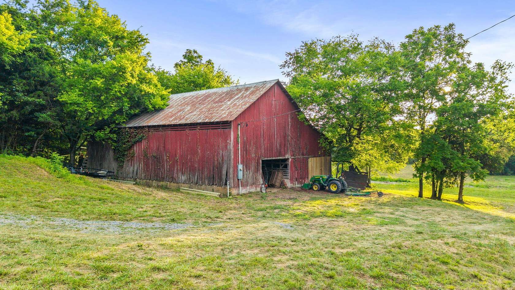 62 Acres of Land for Sale in Athens, Tennessee