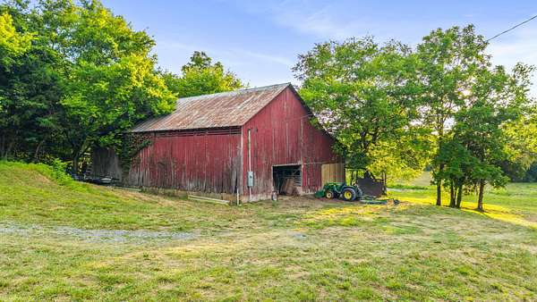 62 Acres of Land for Sale in Athens, Tennessee