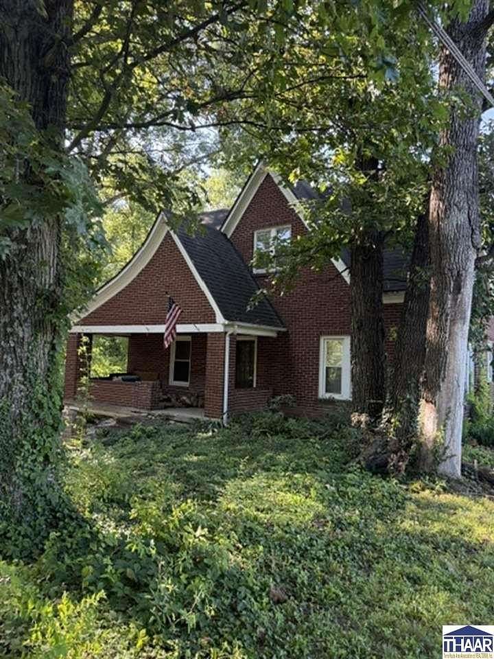 3.2 Acres of Land with Home for Sale in West Terre Haute, Indiana