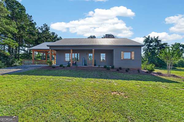 1.5 Acres of Land with Home for Sale in Eatonton, Georgia