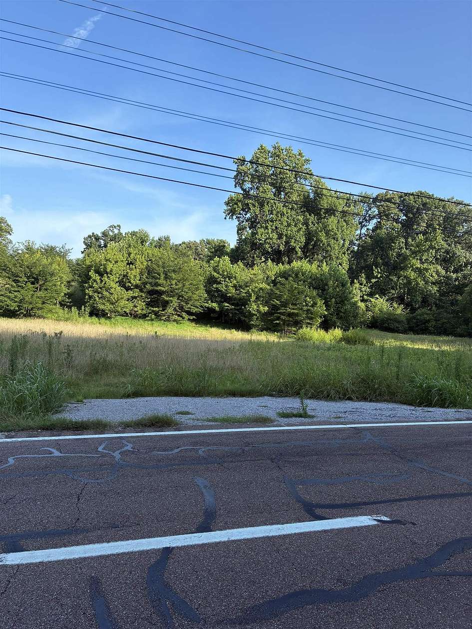 8.43 Acres of Commercial Land for Sale in Atoka, Tennessee