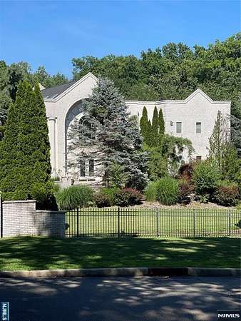 2.8 Acres of Land with Home for Sale in Saddle River, New Jersey