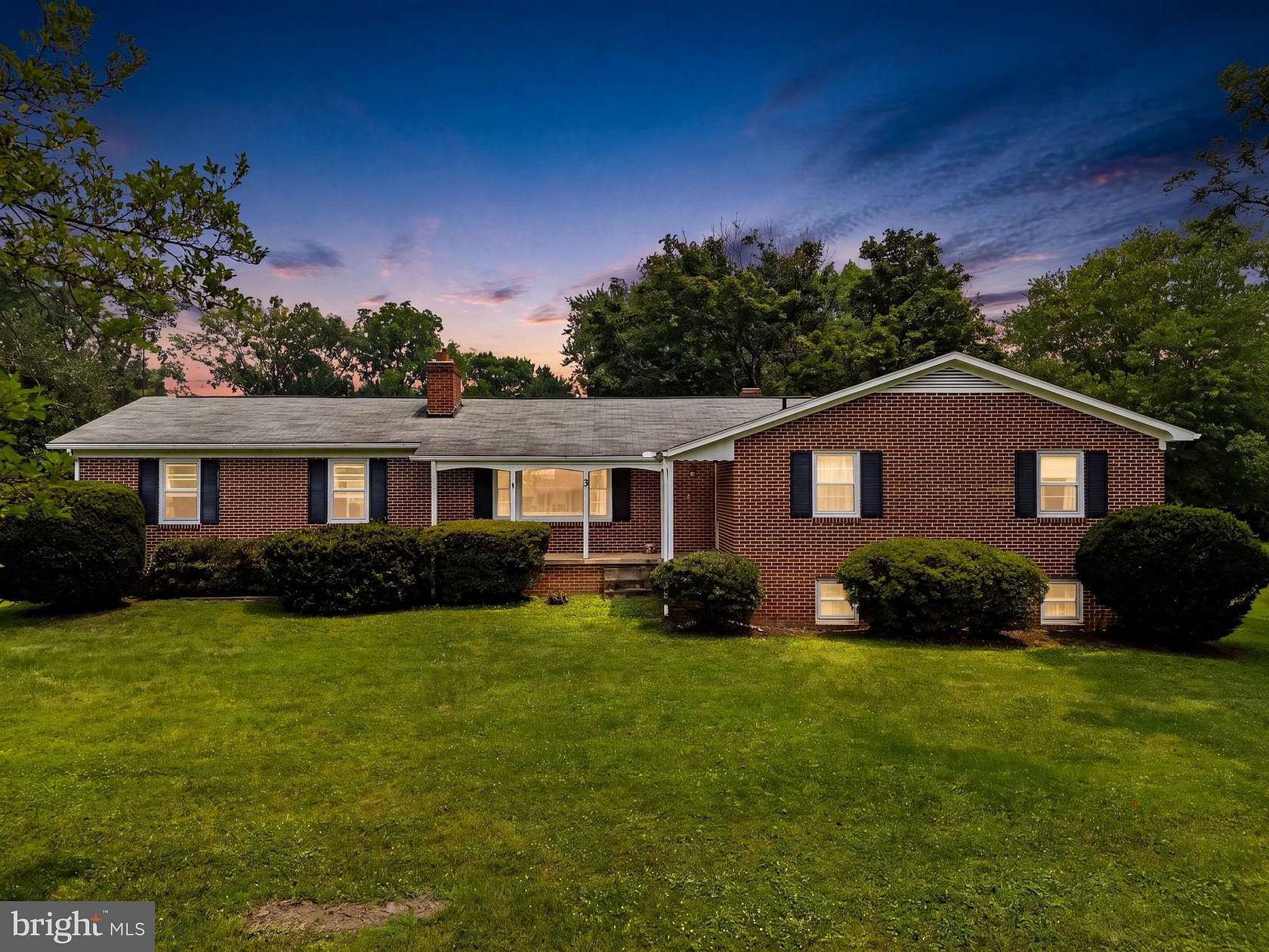 1.86 Acres of Land with Home for Sale in Hamilton, Virginia