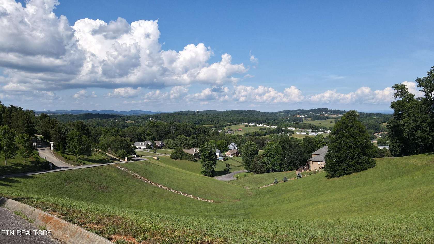 1.59 Acres of Residential Land for Sale in Kodak, Tennessee