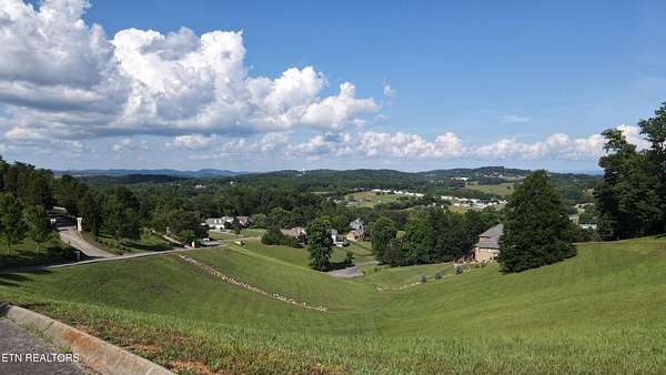 1.59 Acres of Residential Land for Sale in Kodak, Tennessee