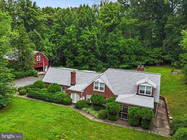 2.16 Acres of Land with Home for Sale in Oakton, Virginia