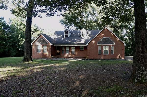 7.17 Acres of Land with Home for Sale in Searcy, Arkansas