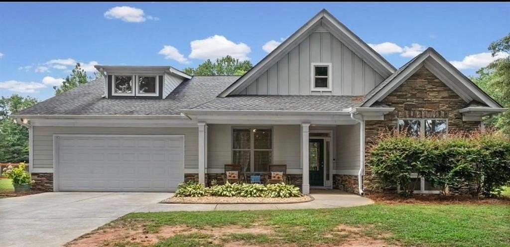 1.62 Acres of Land with Home for Sale in Oxford, Georgia
