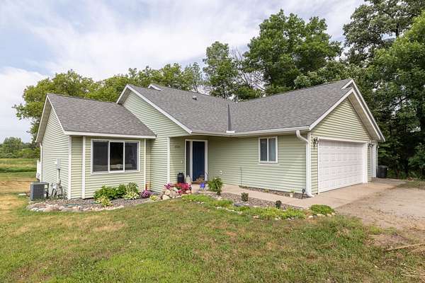 4 Acres of Land with Home for Sale in St. Cloud, Minnesota