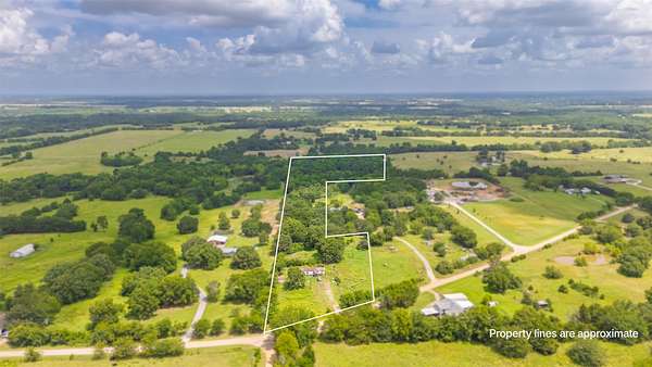 9.26 Acres of Residential Land for Sale in Whitewright, Texas