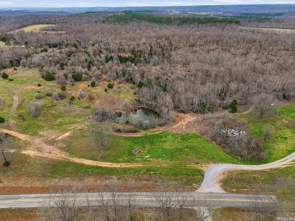 44 Acres of Recreational Land for Sale in Willow Springs, Missouri