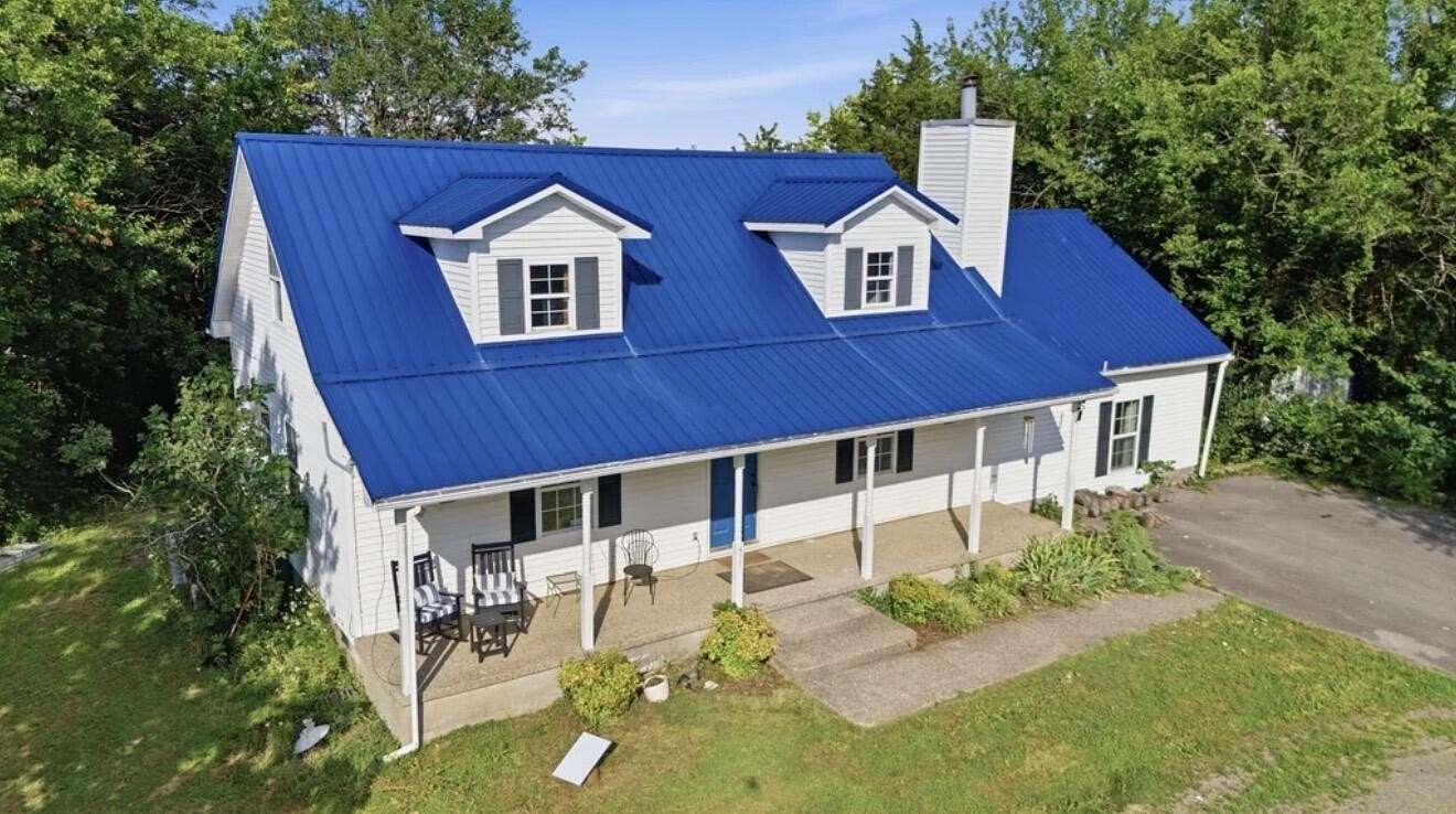25.2 Acres of Recreational Land with Home for Sale in Harrodsburg, Kentucky