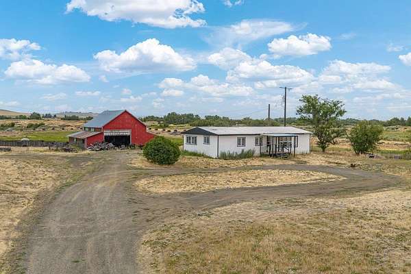 23.3 Acres of Land for Sale in Reardan, Washington