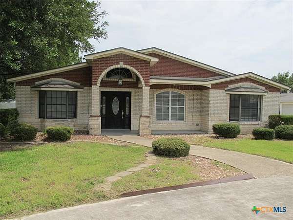 3 Acres of Land with Home for Sale in Killeen, Texas