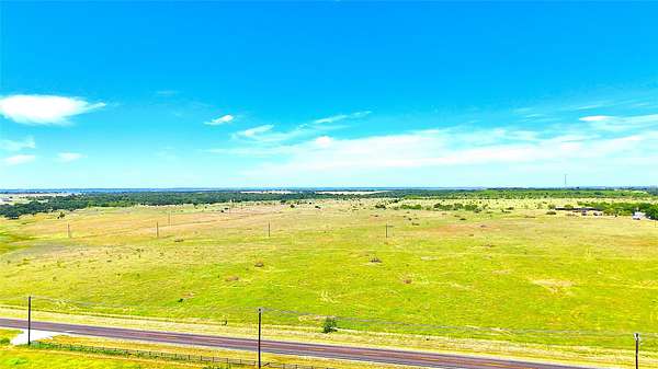 20 Acres of Agricultural & Residential Land for Sale in Whitt, Texas