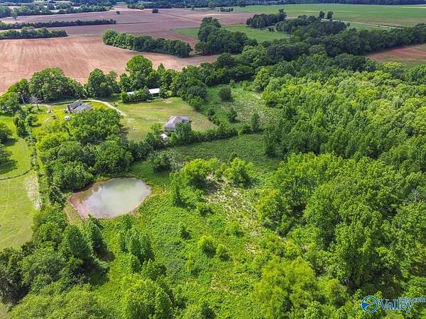 13.5 Acres of Land for Sale in New Market, Alabama