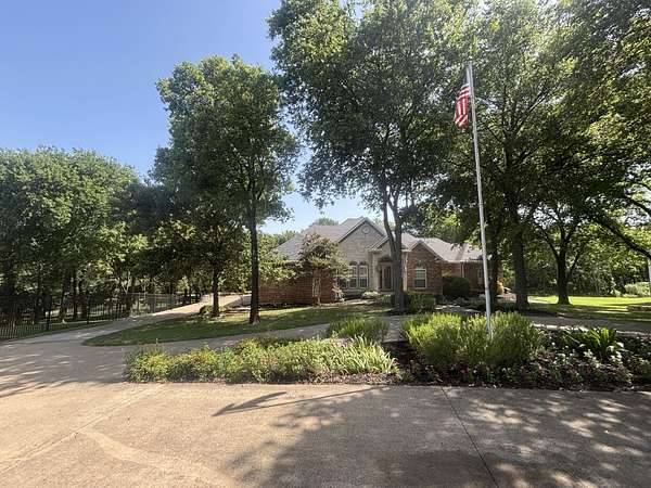 1.78 Acres of Land with Home for Sale in Cedar Hill, Texas