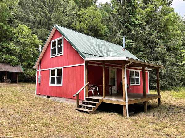 17.3 Acres of Recreational Land with Home for Sale in Buckhannon, West Virginia