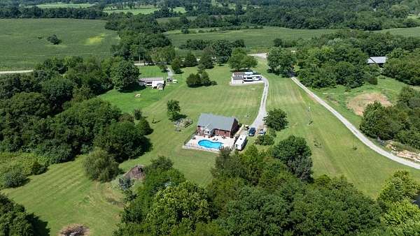 13.9 Acres of Improved Land for Sale in Lascassas, Tennessee